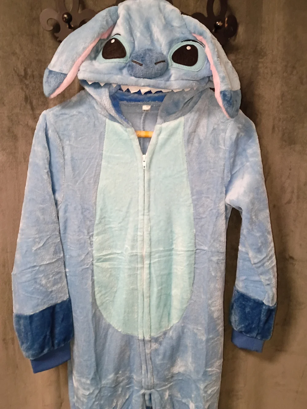 Stitch Character Hooded Kids Onesie Size 9-10 Years NWOT P2P 15 In